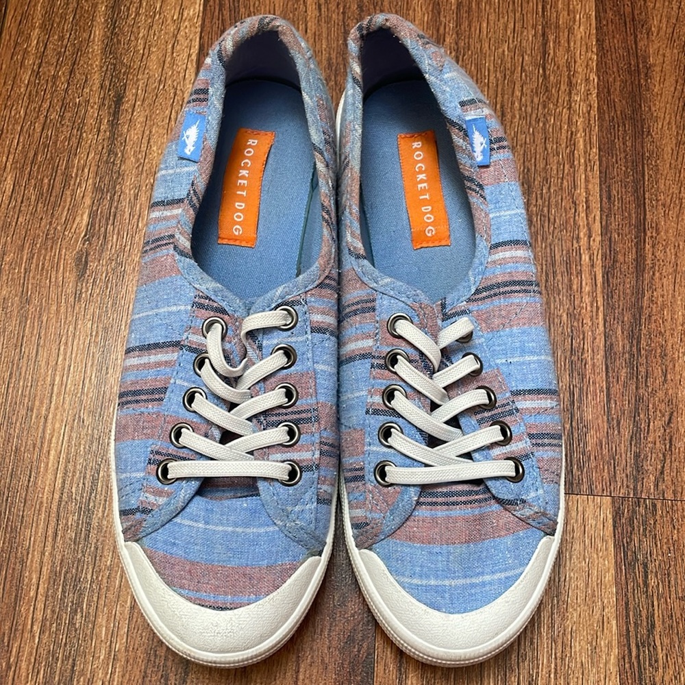 Worn once, great condition! Rocket Dog slip on women’s sneakers. Blue/orange.
